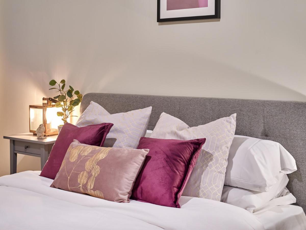 Two Bedroom Apartment By Jlj Apartments & Serviced Accommodation Birmingham - Mantella Lofts Εξωτερικό φωτογραφία